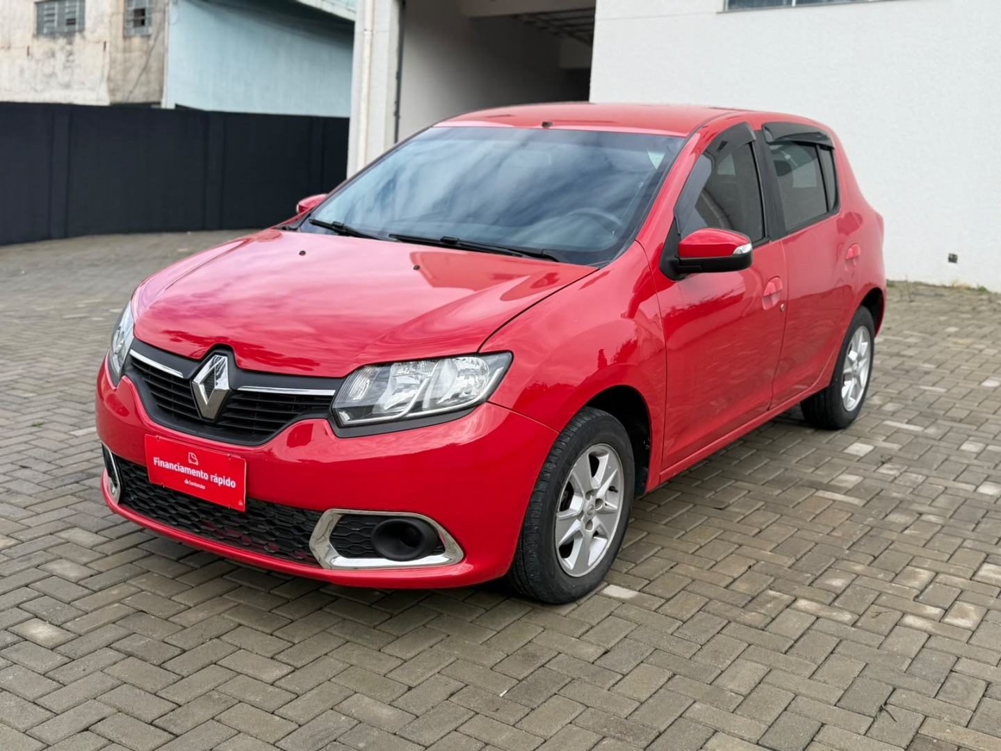 RENAULT SANDERO