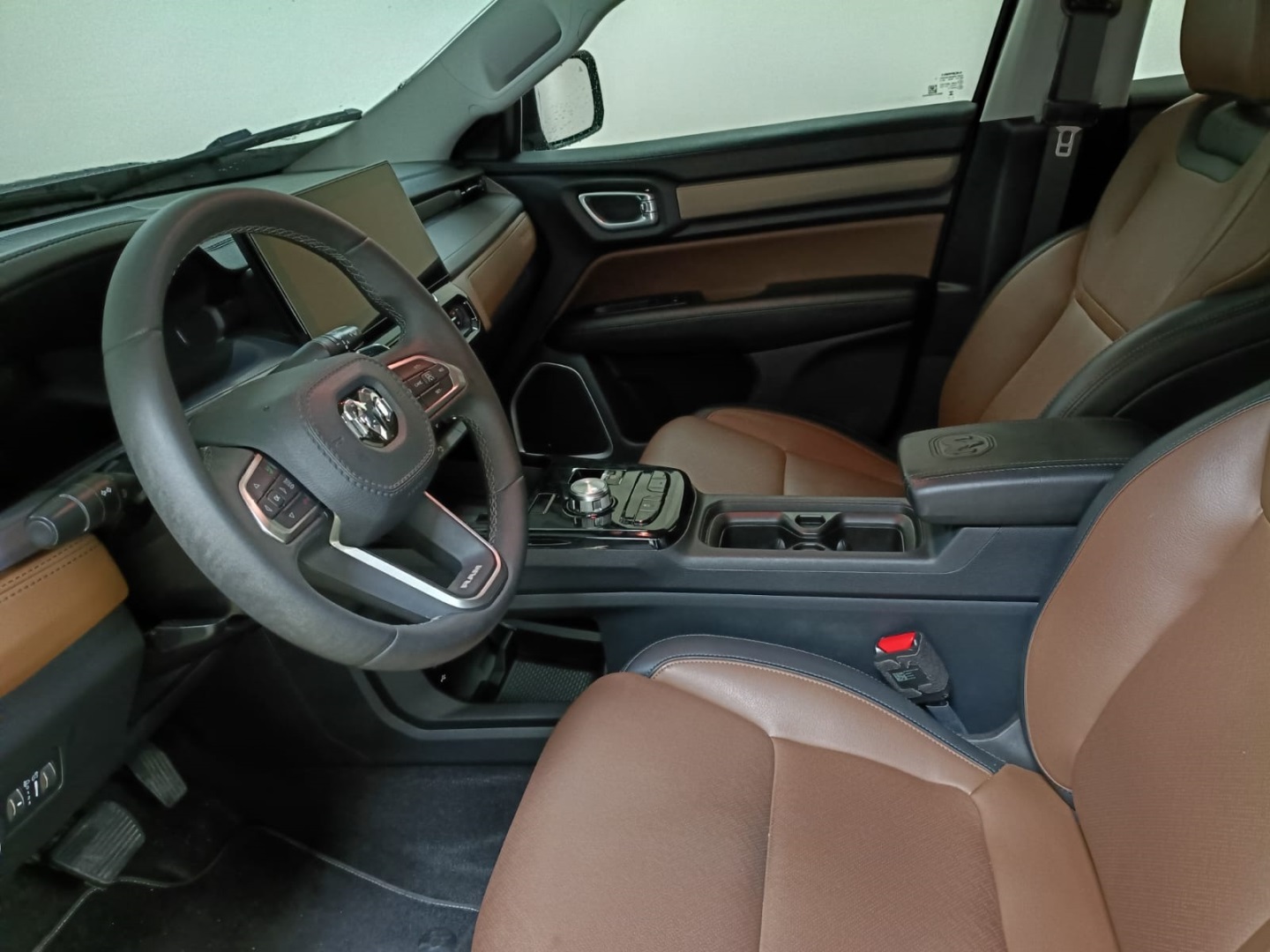 RAMPAGE 2.2 TURBO DIESEL LARAMIE 4X4 AUTOMÁTICO8