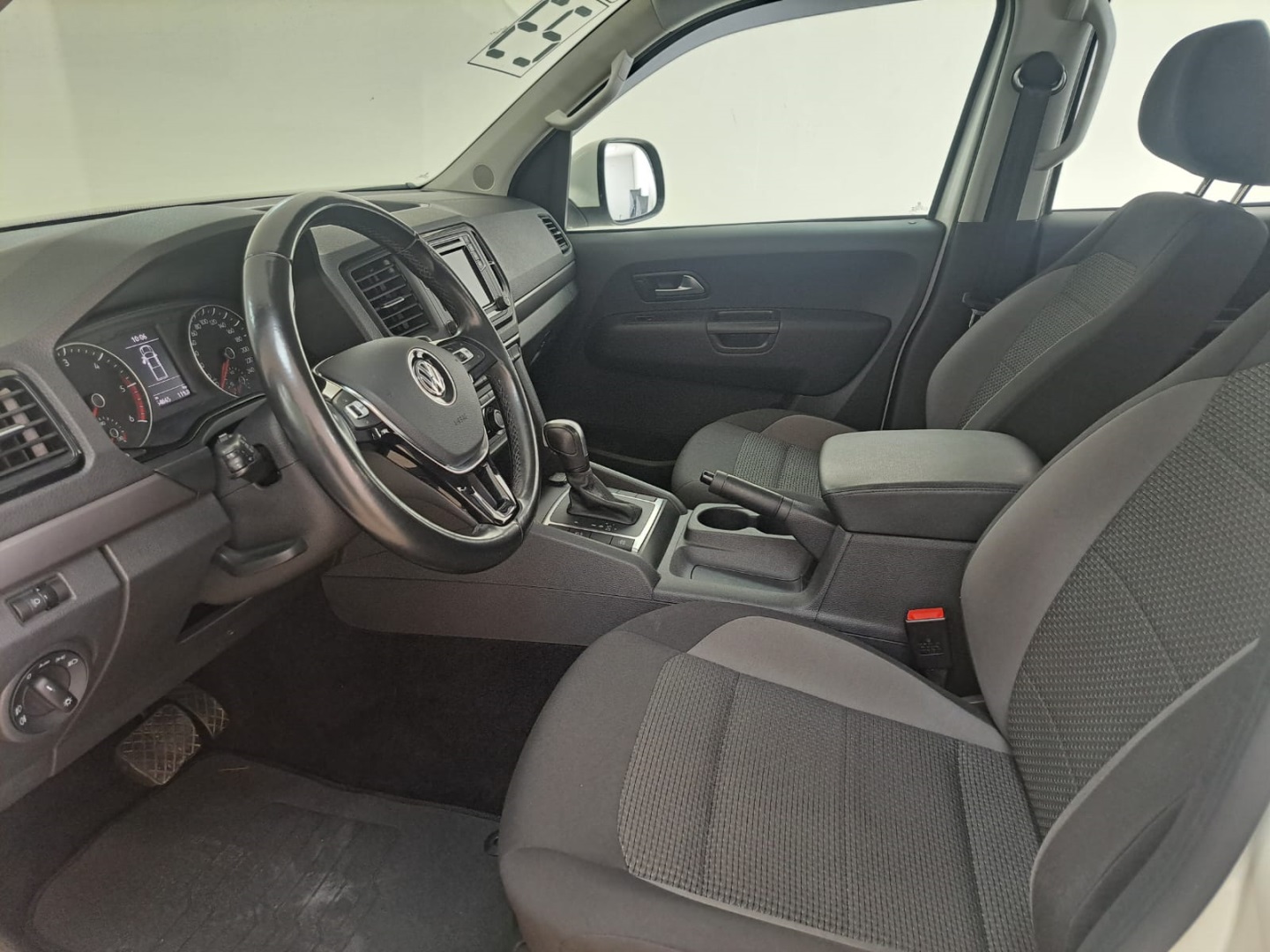AMAROK 3.0 V6 TDI DIESEL COMFORTLINE CD 4MOTION AUTOMÁTICO8