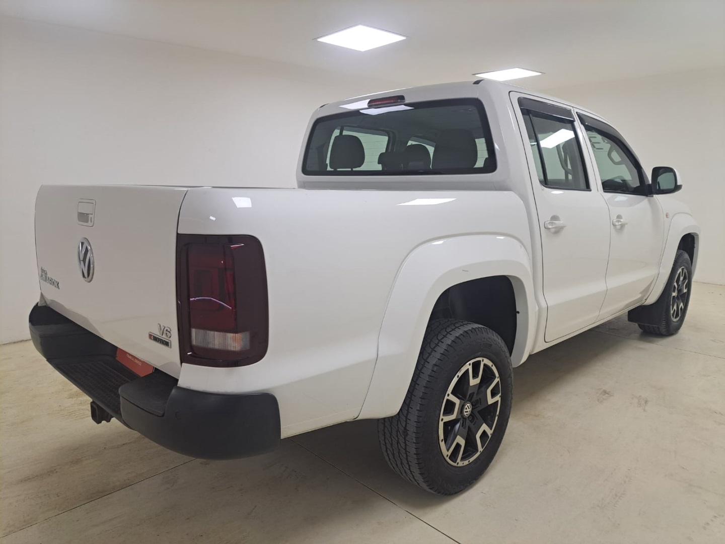 AMAROK 3.0 V6 TDI DIESEL COMFORTLINE CD 4MOTION AUTOMÁTICO4