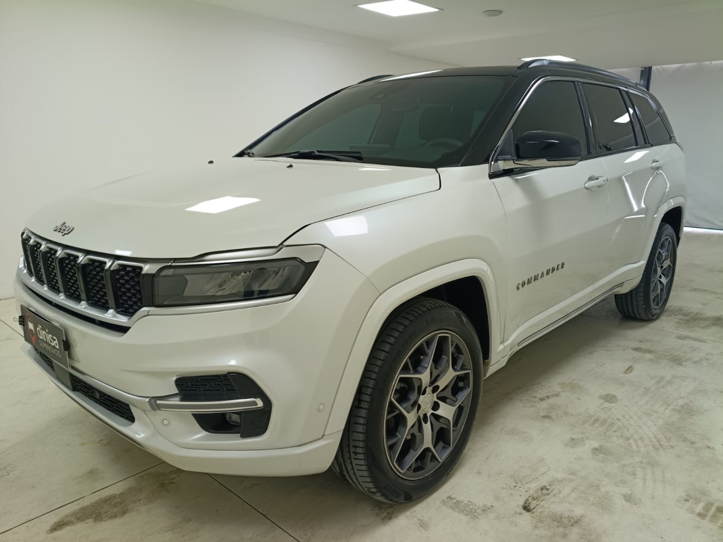 COMMANDER 2.2 TURBO DIESEL OVERLAND AT92