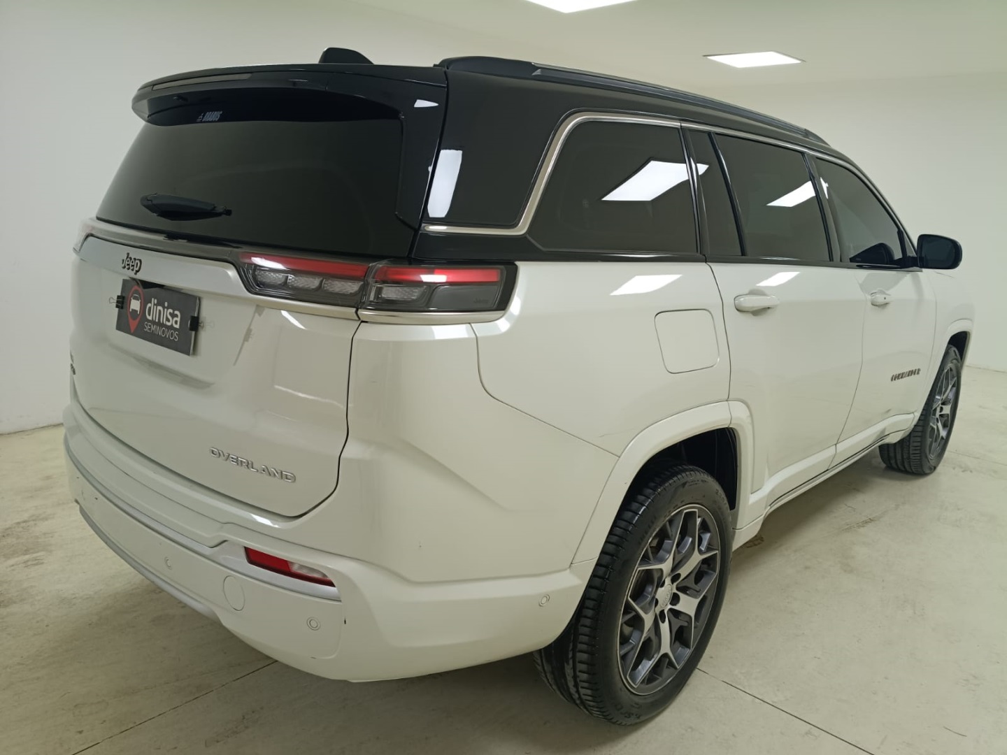 COMMANDER 2.2 TURBO DIESEL OVERLAND AT95