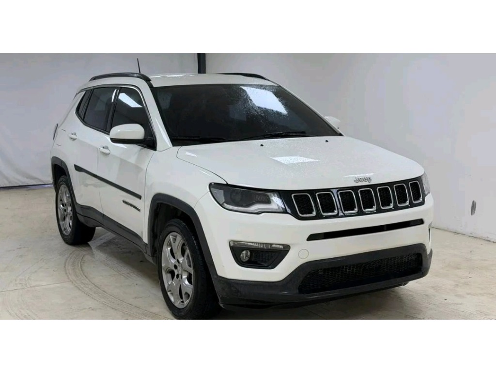 COMPASS 2.0 16V FLEX LONGITUDE AUTOMÁTICO1