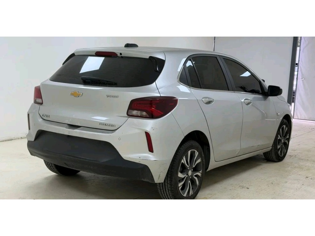 ONIX 1.0 TURBO FLEX PREMIER AUTOMÁTICO4