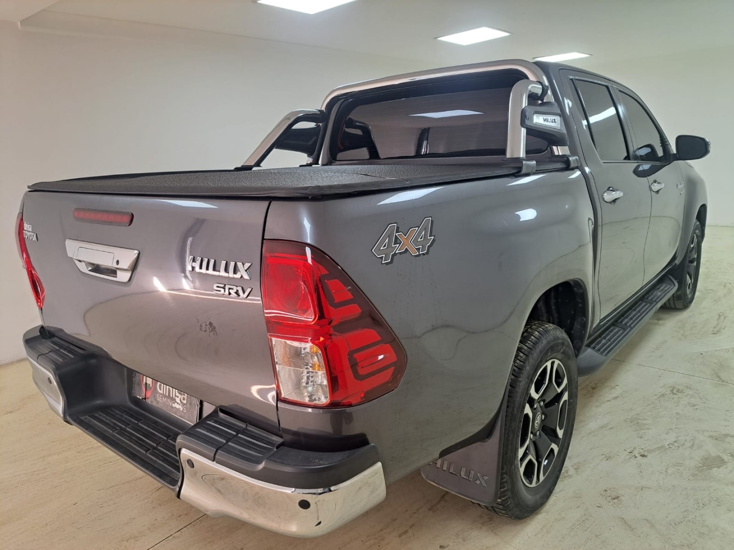 HILUX 2.8 D-4D TURBO DIESEL CD SRV 4X4 AUTOMÁTICO5