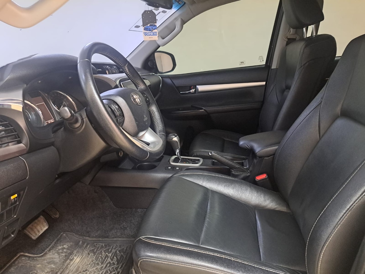 HILUX 2.8 D-4D TURBO DIESEL CD SRV 4X4 AUTOMÁTICO6