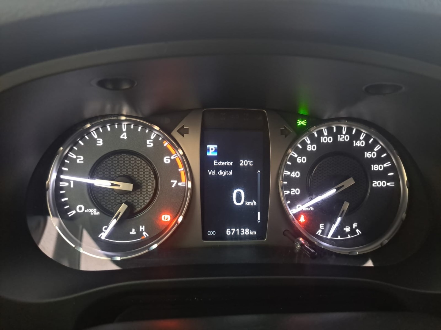 HILUX 2.8 D-4D TURBO DIESEL CD SRV 4X4 AUTOMÁTICO7