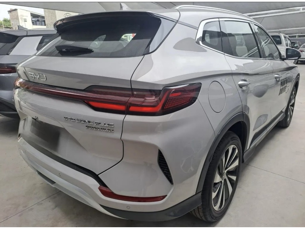 SONG PLUS PREMIUM 1.5 DM-I TURBO HÍBRIDO AWD AUTOMÁTICO5