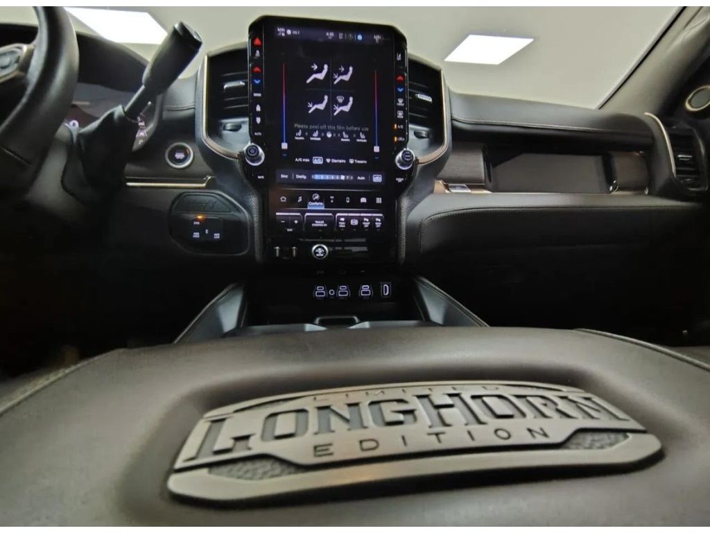 3500 6.7 I6 TURBO DIESEL LIMITED LONGHORN CD 4X4  AUTOMÁTICO11