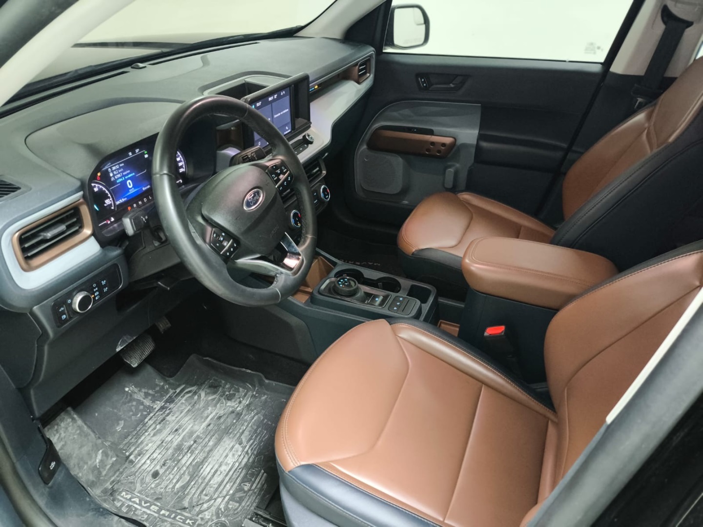 MAVERICK 2.0 ECOBOOST GASOLINA LARIAT FX4 AUTOMÁTICO10