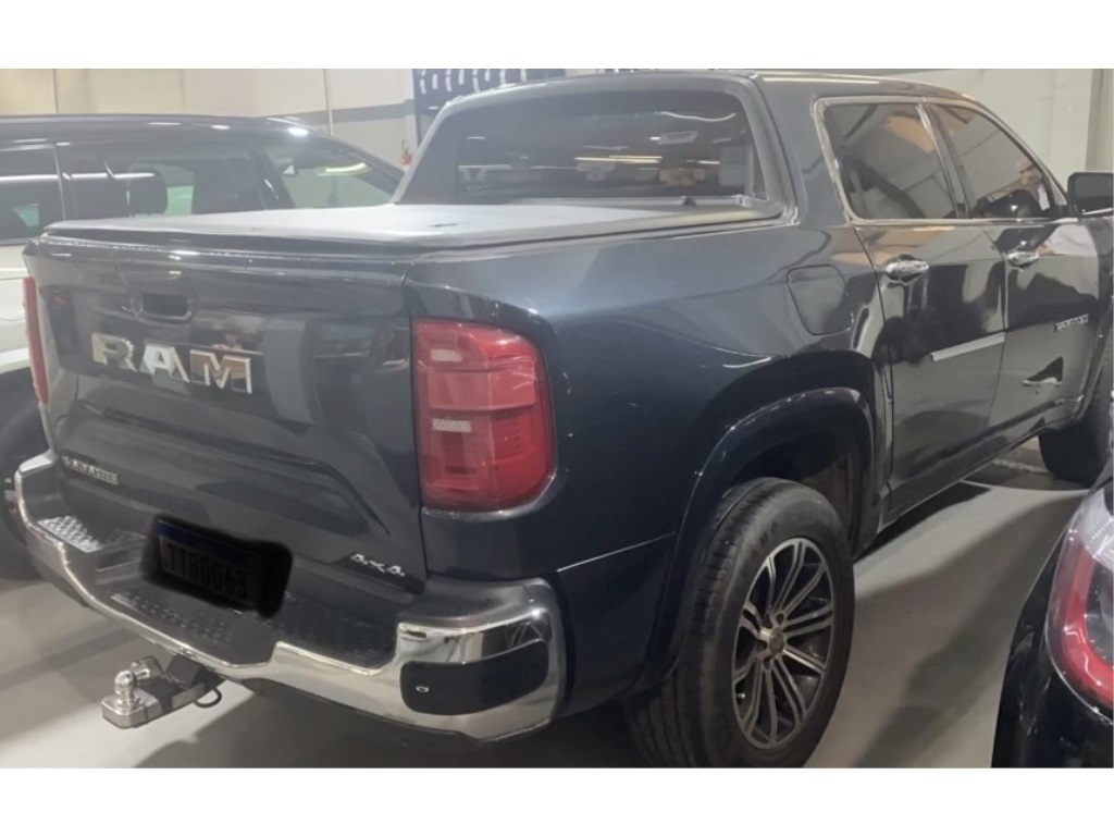 RAMPAGE 2.2 TURBO DIESEL LARAMIE 4X4 AUTOMÁTICO3