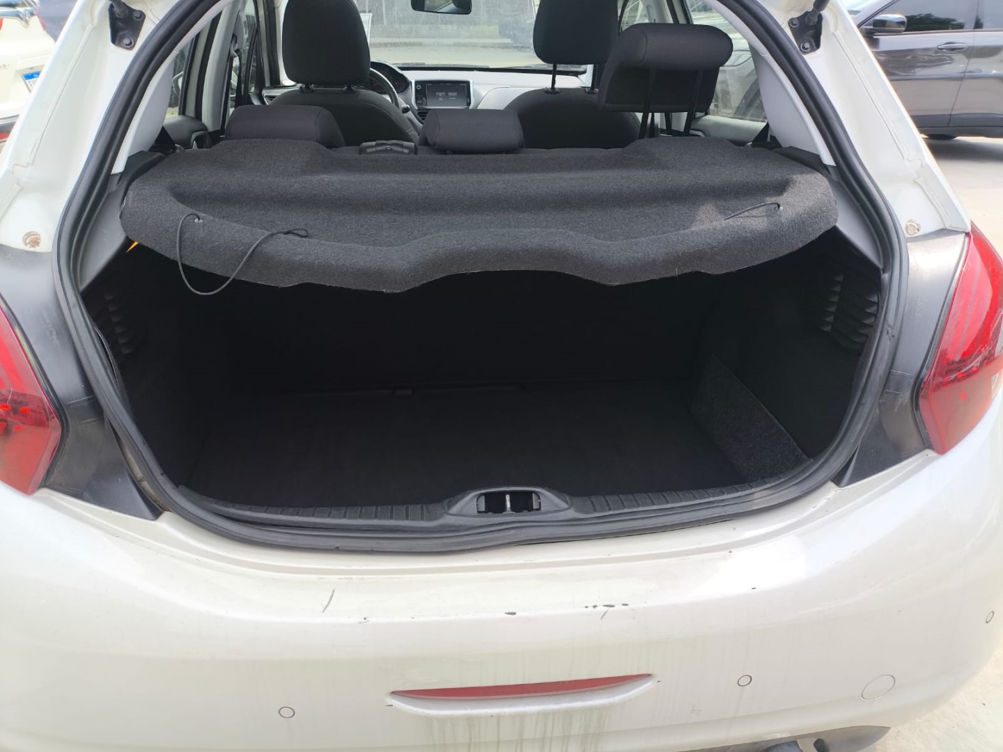 208 1.6 ALLURE 16V FLEX 4P AUTOMÁTICO12