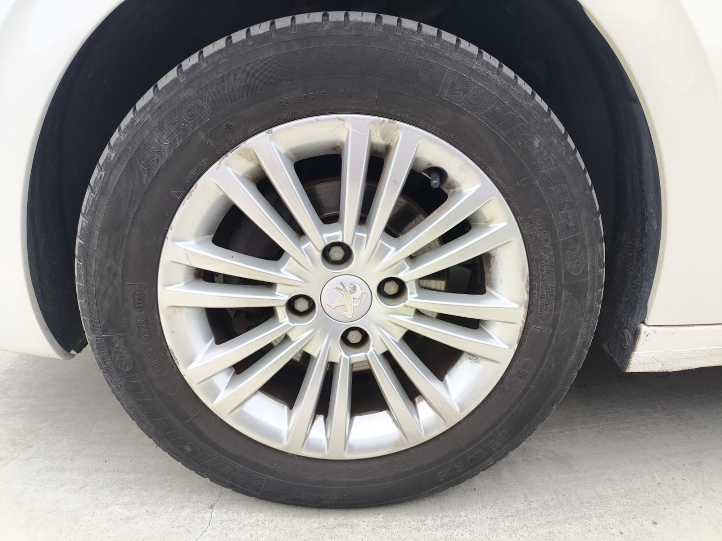 208 1.6 ALLURE 16V FLEX 4P AUTOMÁTICO14