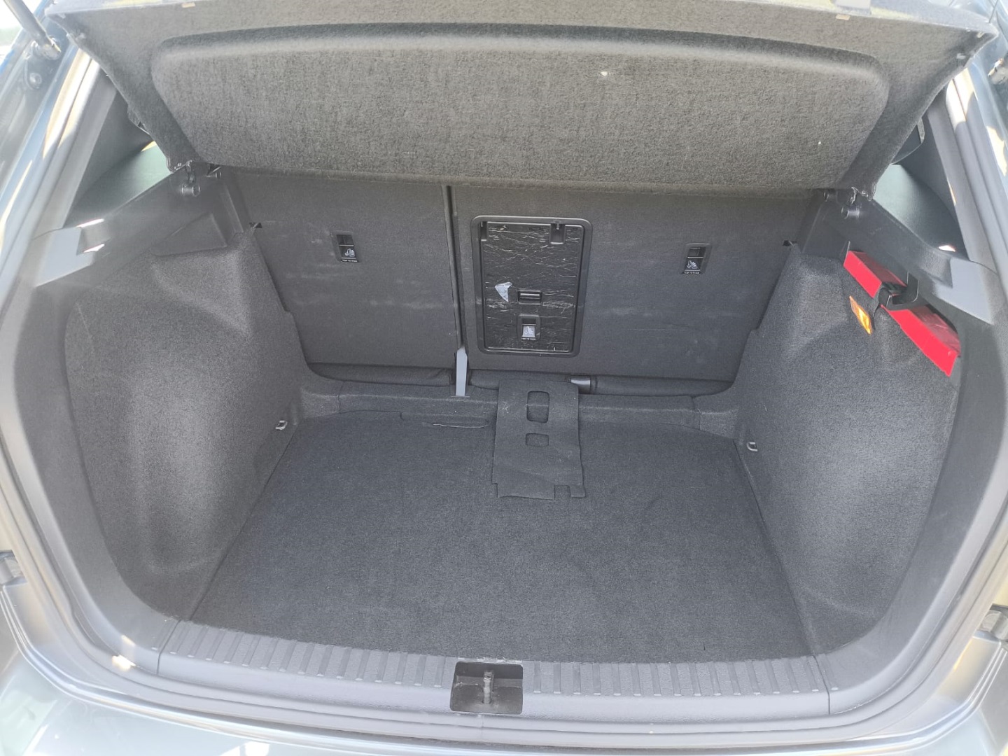 TAOS 1.4 250 TSI TOTAL FLEX HIGHLINE AUTOMÁTICO10