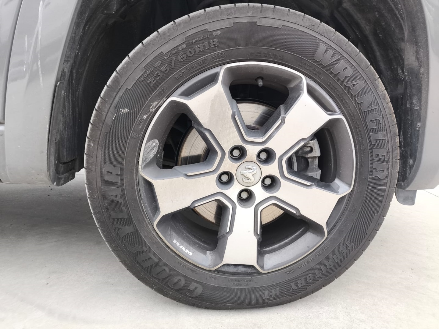 RAMPAGE 2.2 TURBO DIESEL LARAMIE 4X4 AUTOMÁTICO11