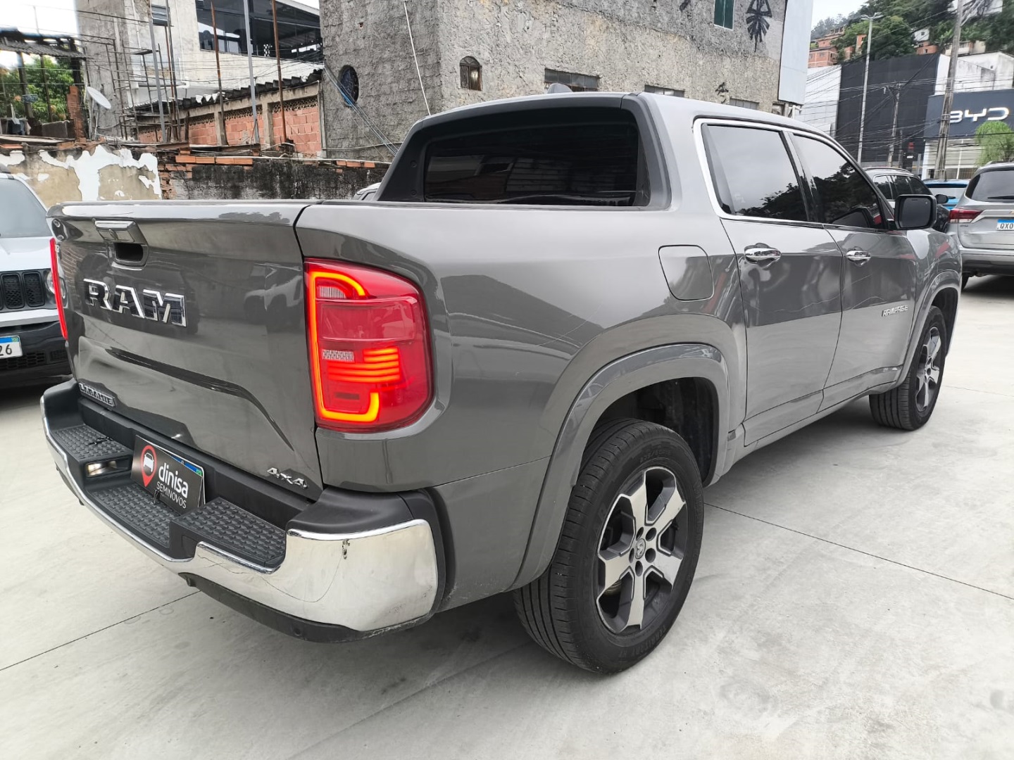 RAMPAGE 2.2 TURBO DIESEL LARAMIE 4X4 AUTOMÁTICO3