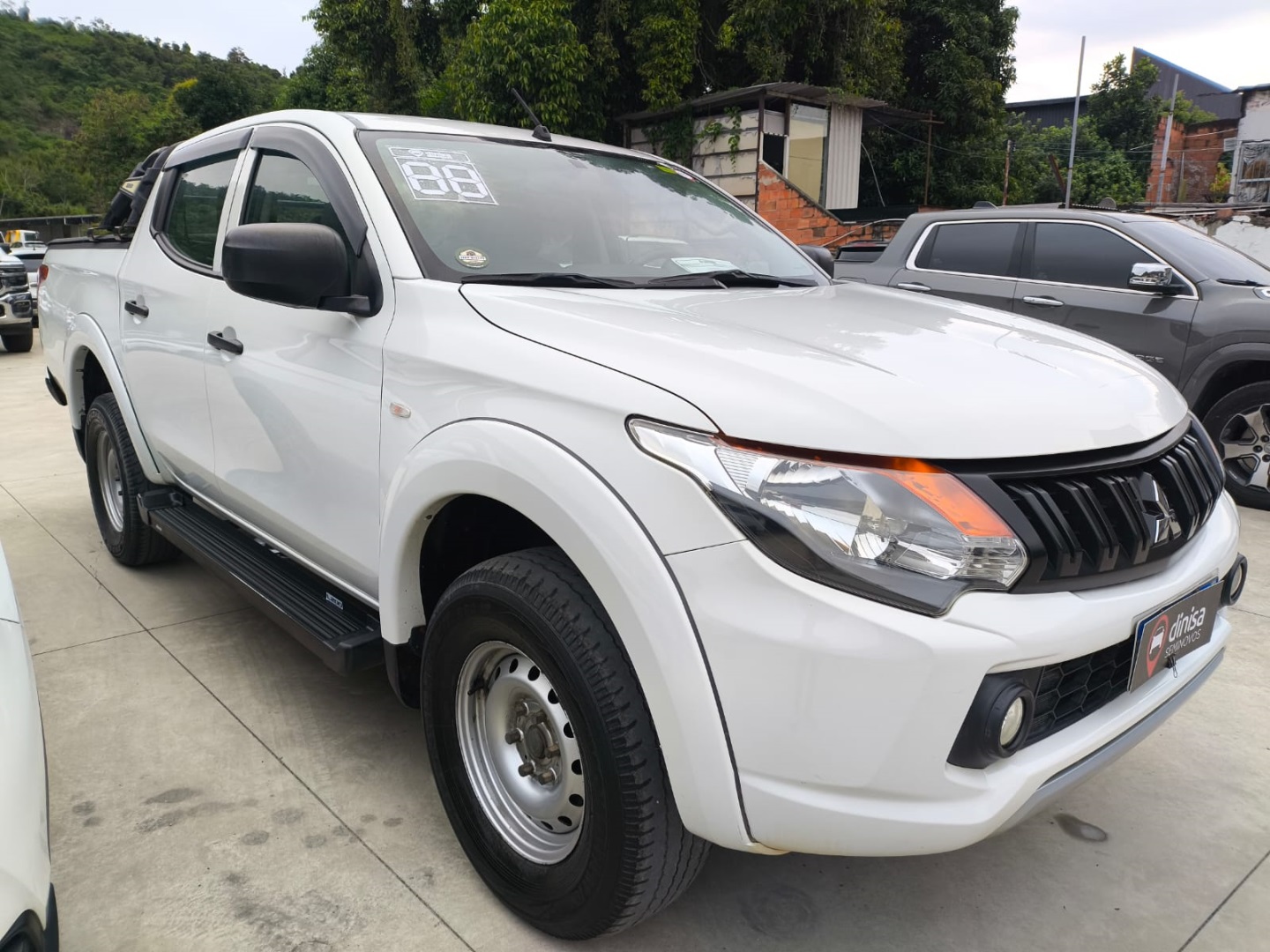 L200 TRITON 2.4 SPORT GL 4X4 MT 4P AR DH 4X42