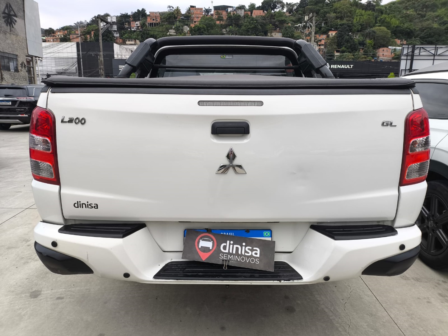 L200 TRITON 2.4 SPORT GL 4X4 MT 4P AR DH 4X44