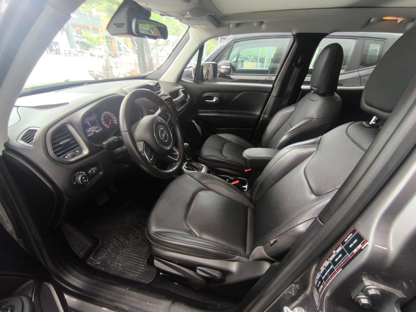 RENEGADE 1.8 16V FLEX LIMITED 4P AUTOMÁTICO10