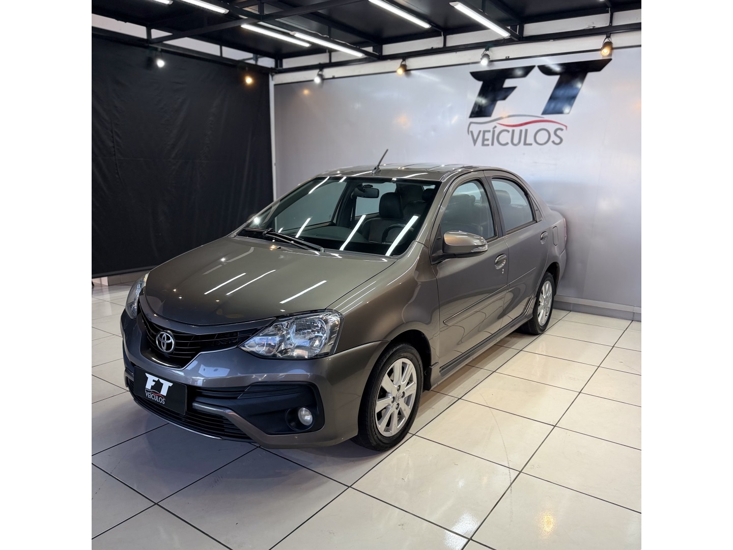 TOYOTA ETIOS