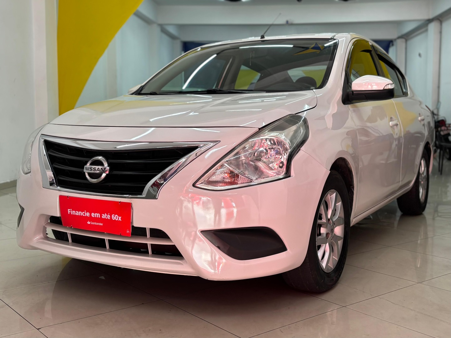 NISSAN VERSA