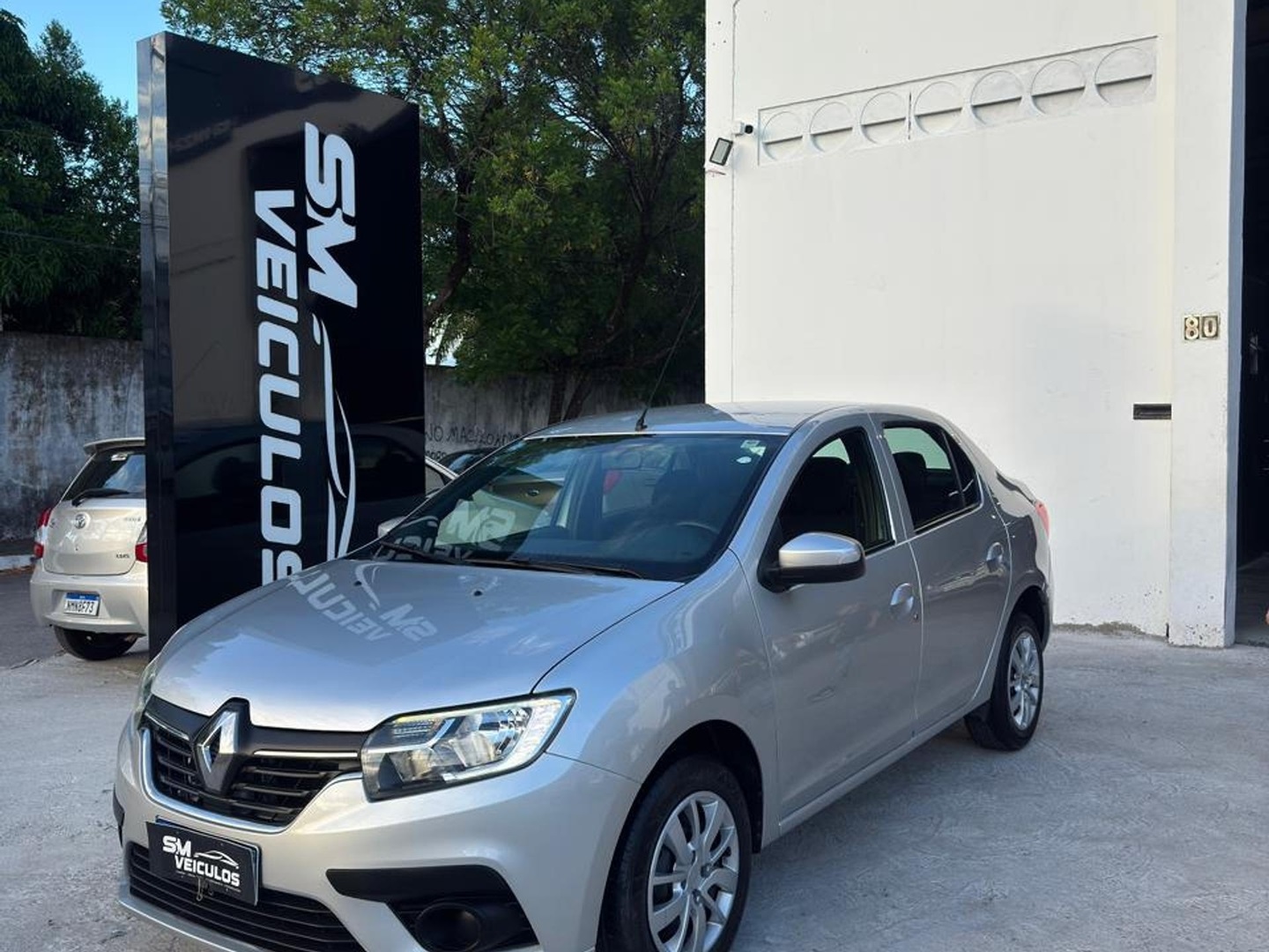 RENAULT LOGAN
