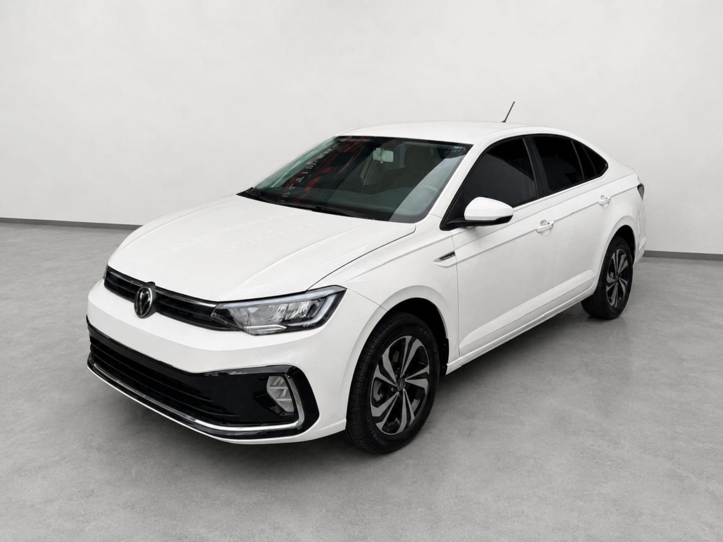VOLKSWAGEN VIRTUS