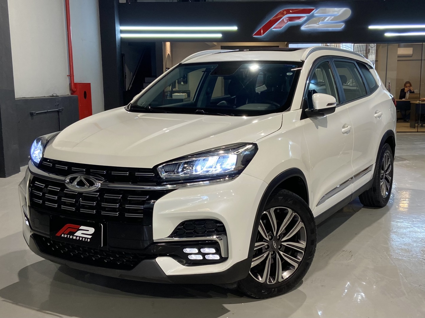 CHERY TIGGO 8