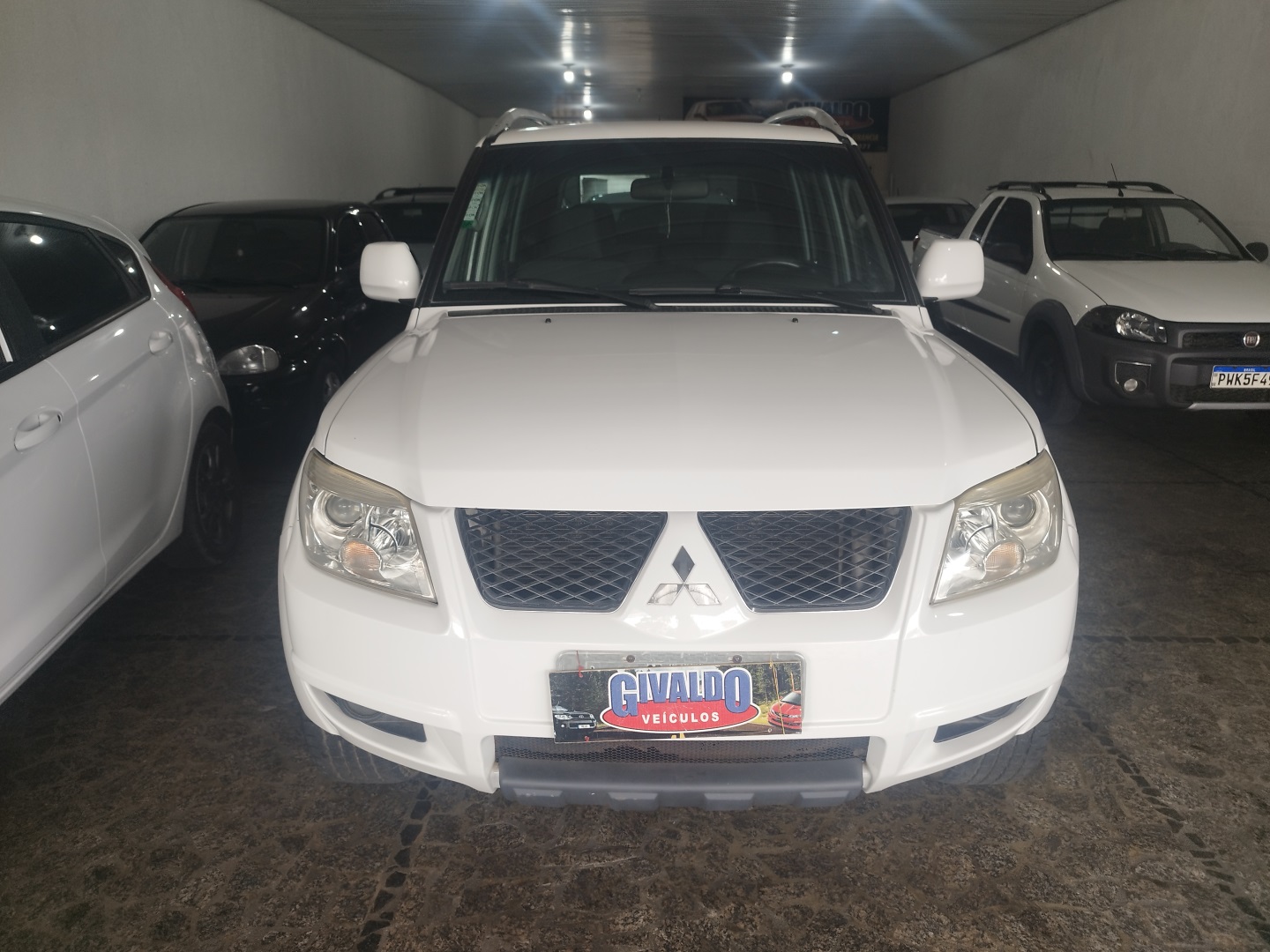MITSUBISHI PAJERO TR4