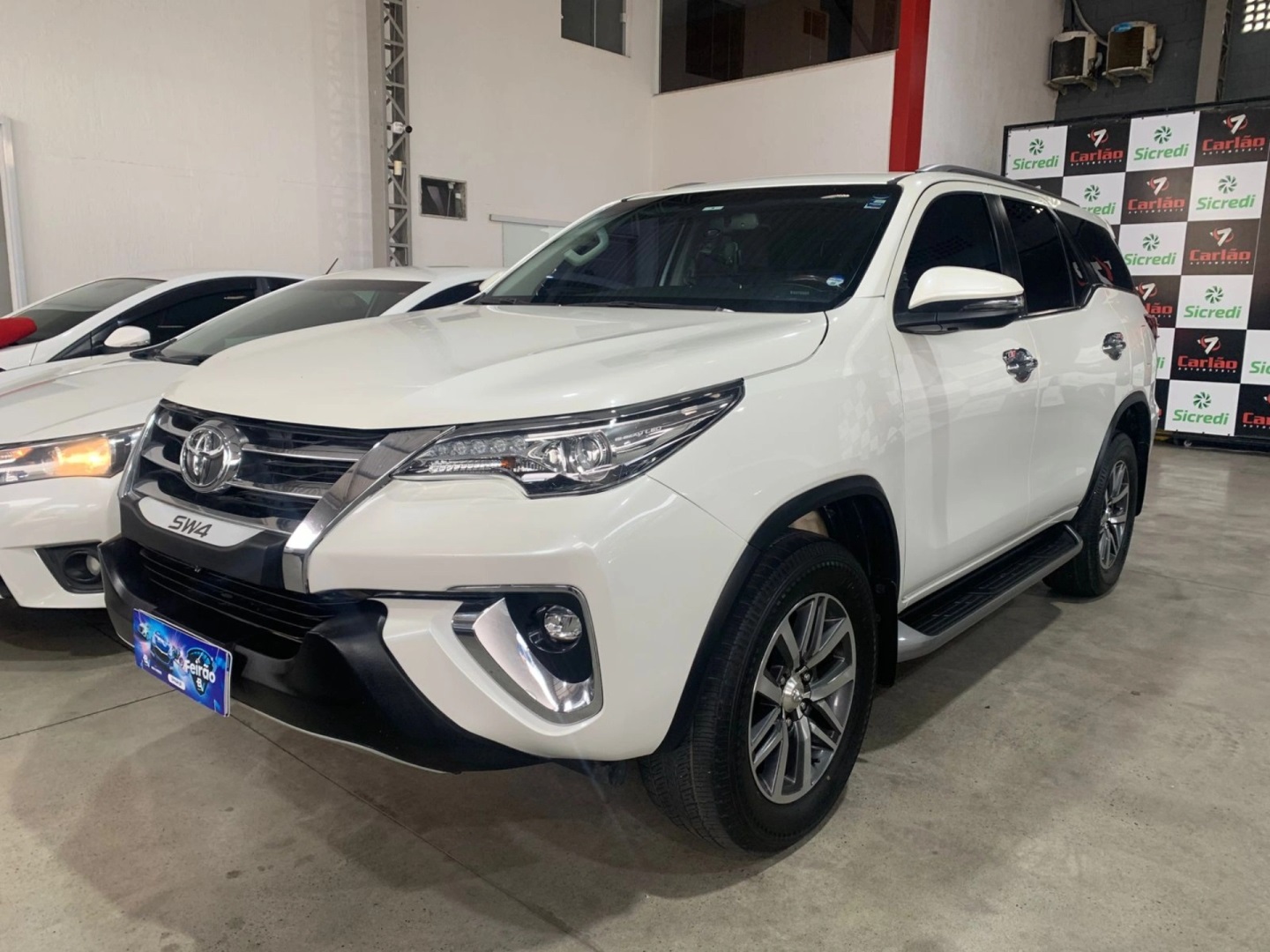 TOYOTA HILUX SW4
