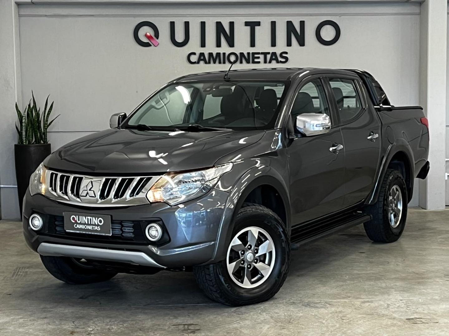 MITSUBISHI L200 TRITON