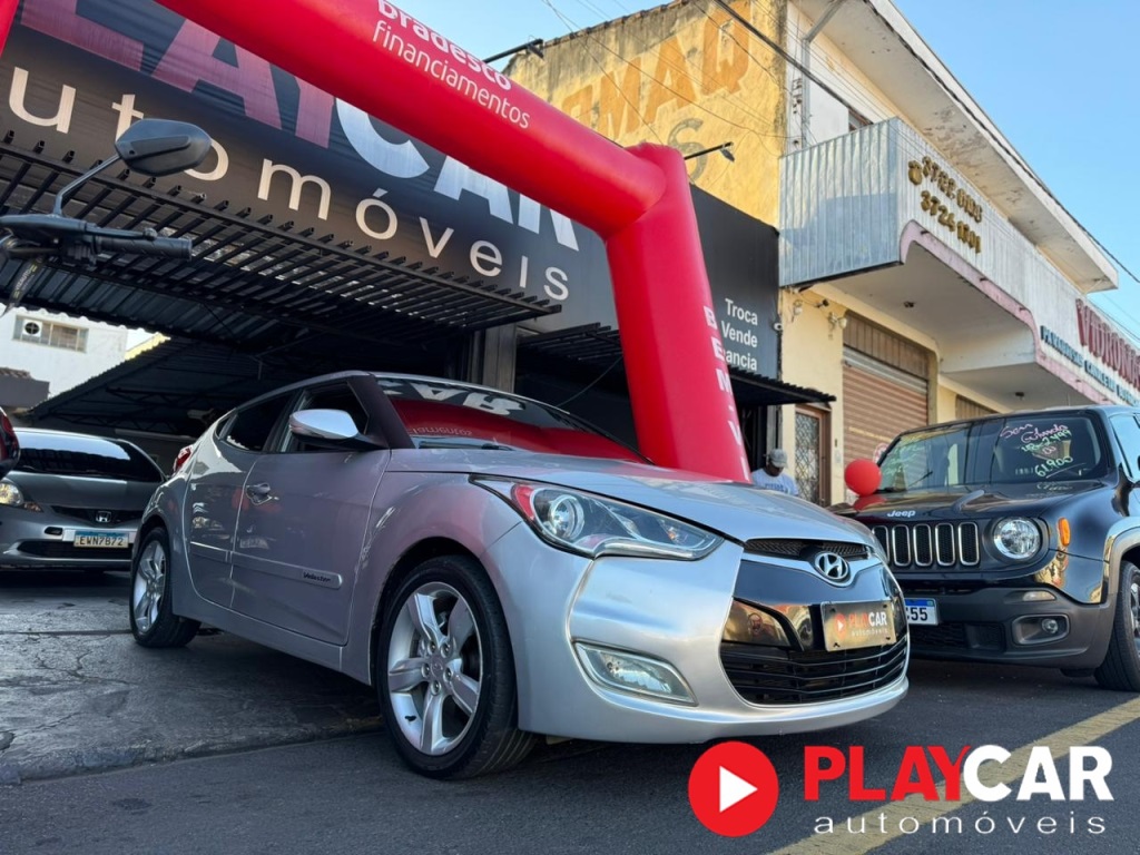 HYUNDAI VELOSTER