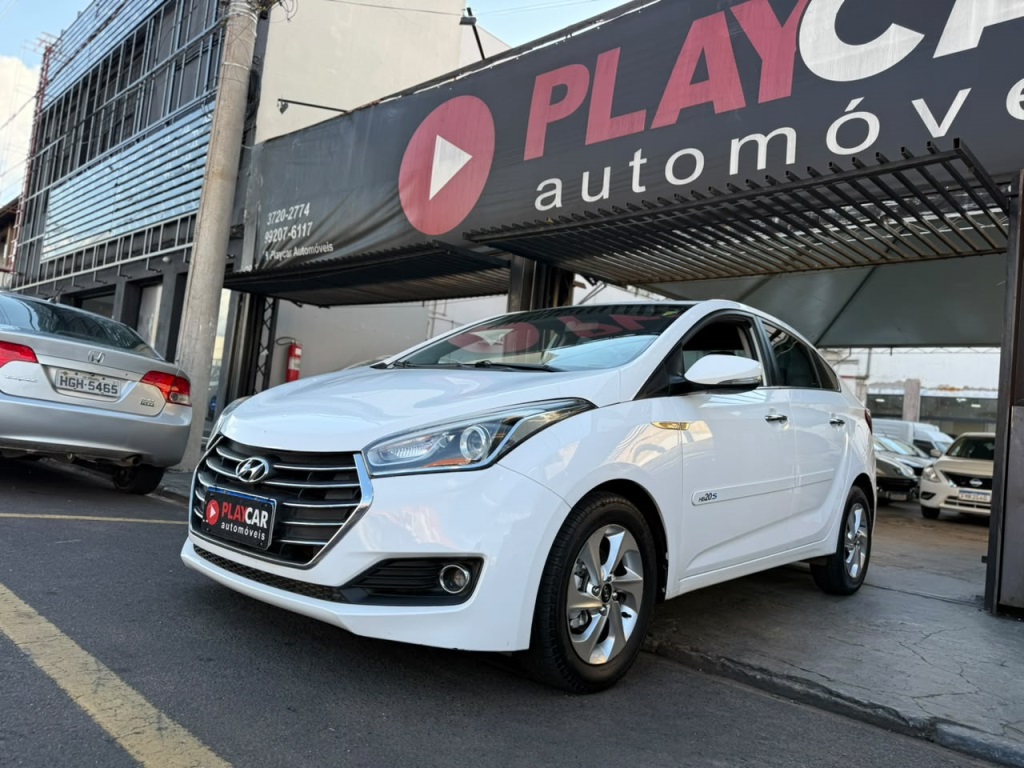 HYUNDAI HB20S