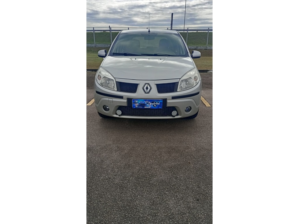 RENAULT SANDERO