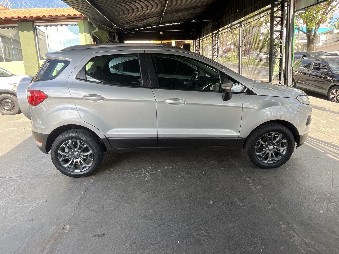 Imagem 2 de FORD ECOSPORT1.6 FREESTYLE 16V FLEX 4P MANUAL 2014