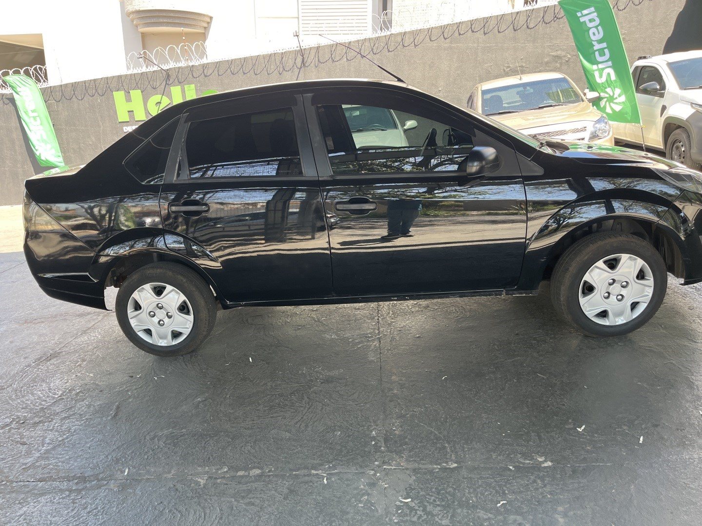 Imagem 2 de FORD FIESTA1.0 ROCAM SEDAN 8V FLEX 4P MANUAL 2012