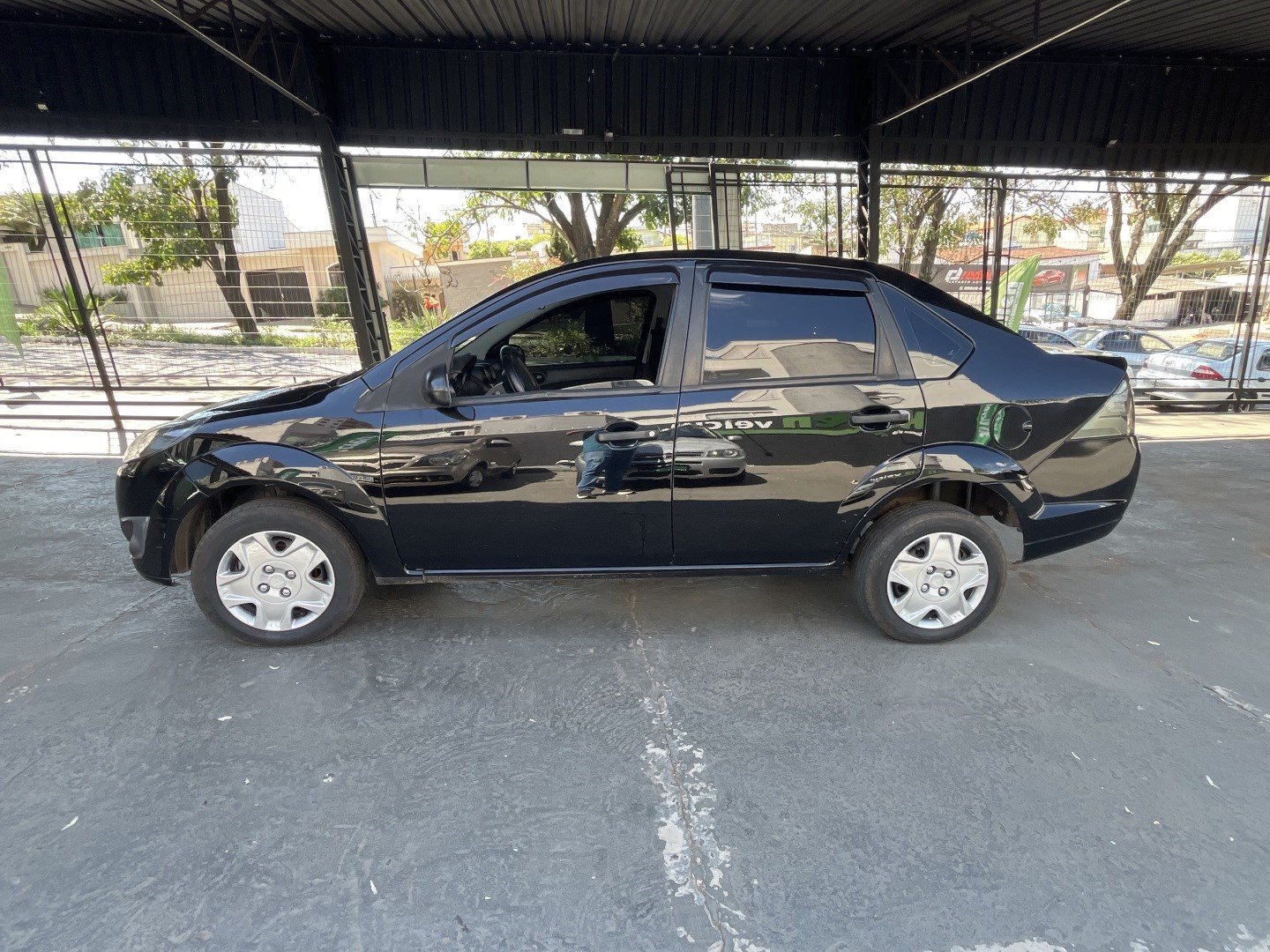 Imagem 6 de FORD FIESTA1.0 ROCAM SEDAN 8V FLEX 4P MANUAL 2012