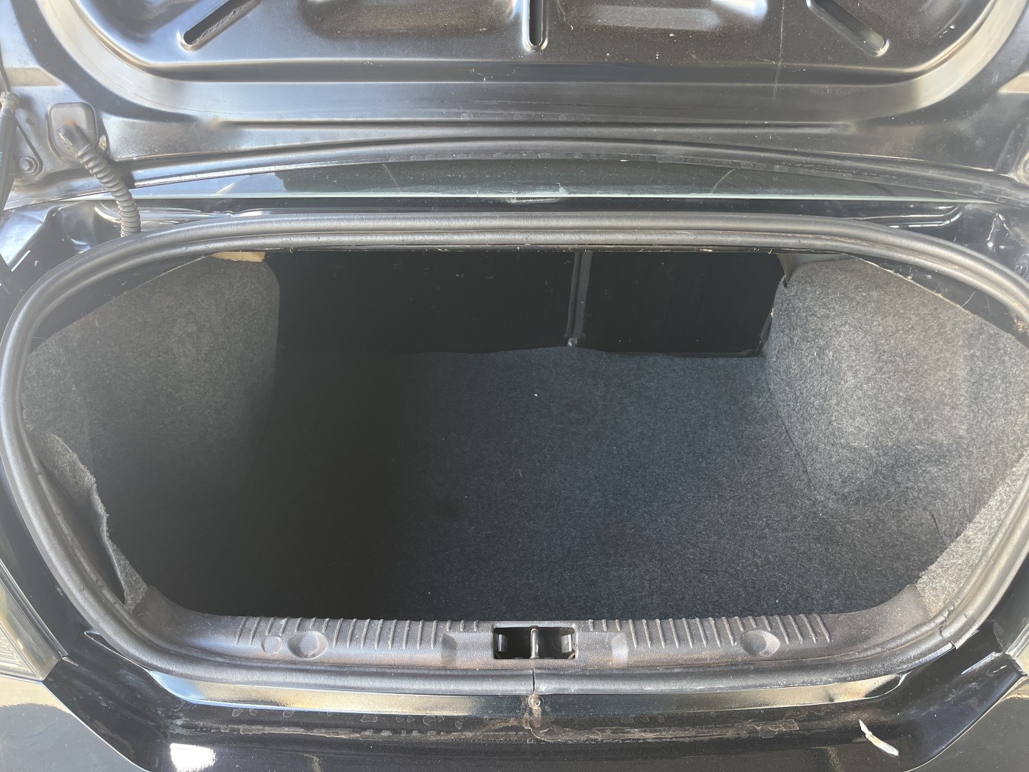 Imagem 8 de FORD FIESTA1.0 ROCAM SEDAN 8V FLEX 4P MANUAL 2012