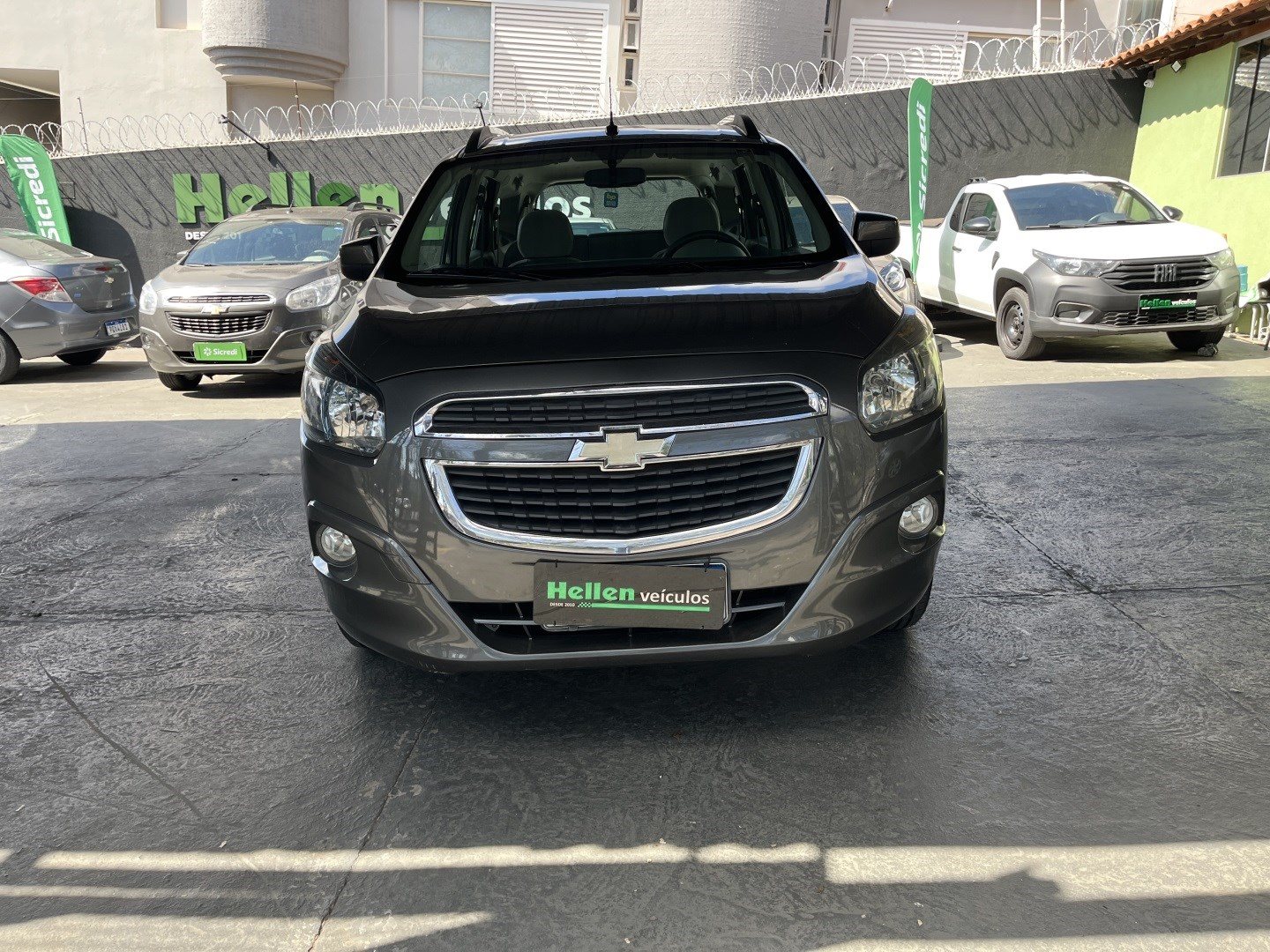 Imagem 4 de CHEVROLET SPIN1.8 LTZ 8V FLEX 4P MANUAL 2013