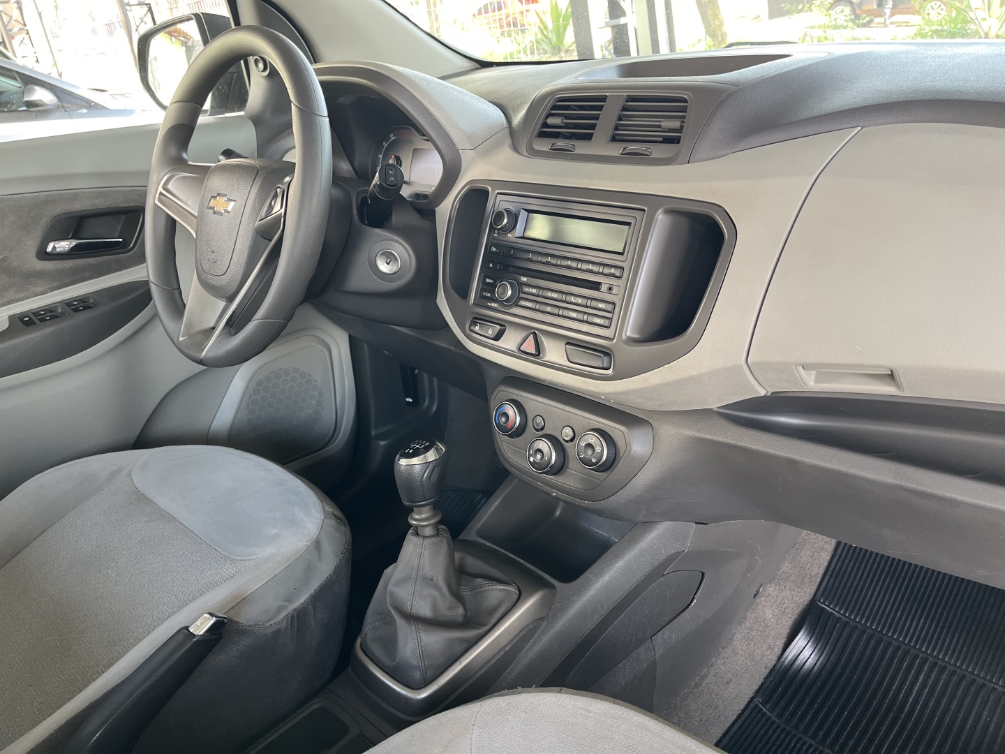Imagem 10 de CHEVROLET SPIN1.8 LTZ 8V FLEX 4P MANUAL 2013