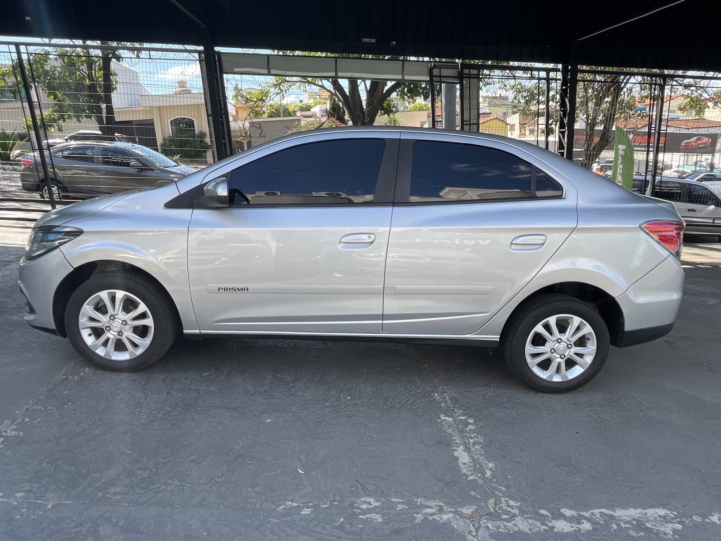 Imagem 3 de Chevrolet PRISMA1.4 MPFI LTZ 8V FLEX 4P MANUAL 2015