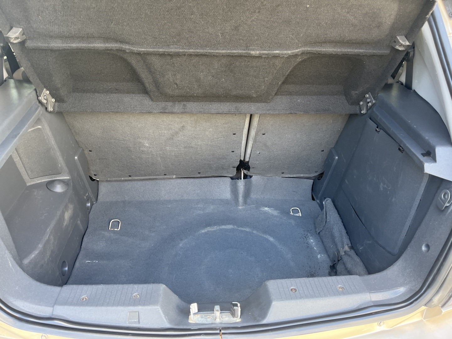 Imagem 12 de Chevrolet AGILE1.4 MPFI LTZ WIFI 8V FLEX 4P MANUAL 2012