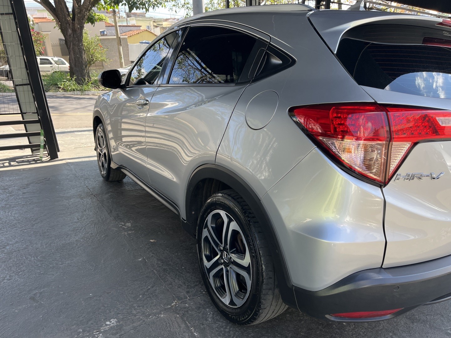 Imagem 5 de HONDA HR-V1.8 16V FLEX EX 4P AUTOMÁTICO 2016