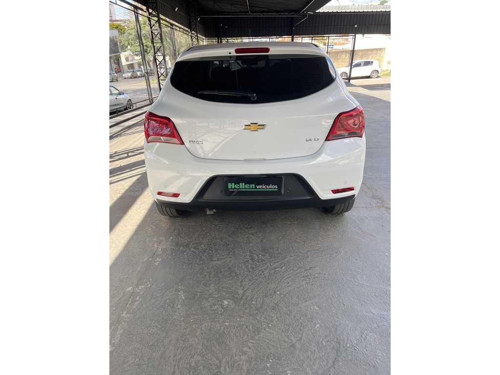 Imagem 7 de CHEVROLET ONIX1.4 MPFI LT 8V FLEX 4P MANUAL 2019