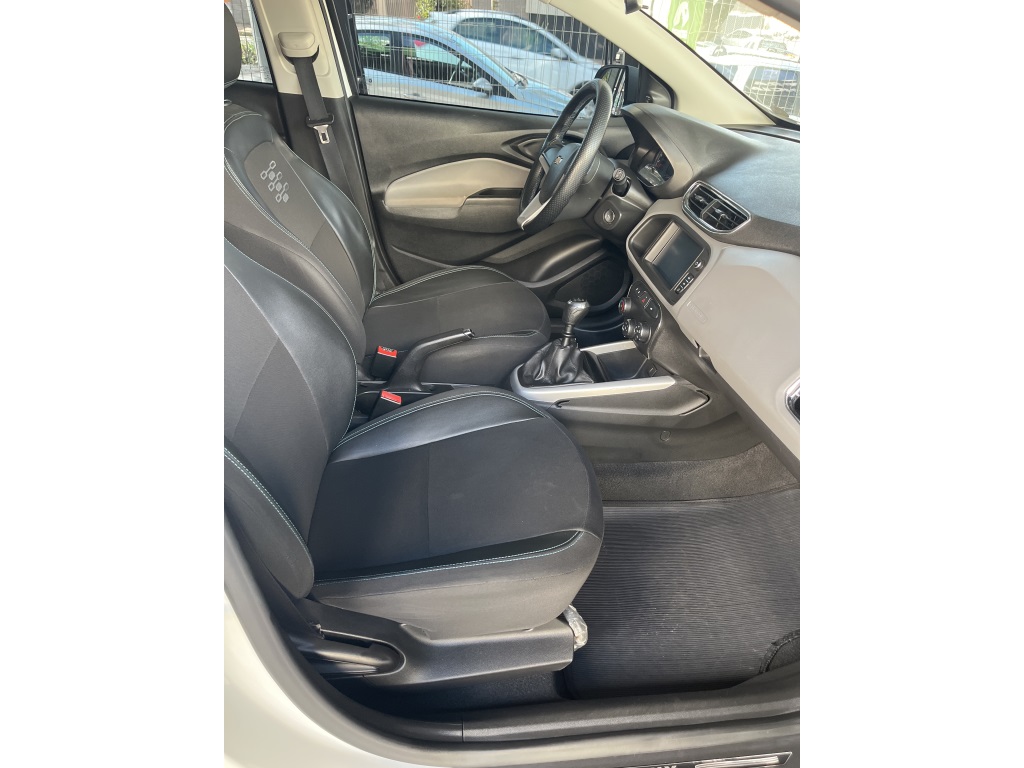 Imagem 9 de CHEVROLET ONIX1.4 MPFI LT 8V FLEX 4P MANUAL 2019
