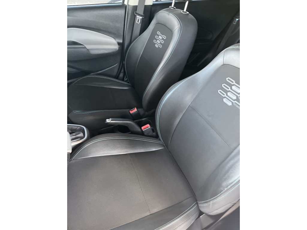 Imagem 11 de CHEVROLET ONIX1.4 MPFI LT 8V FLEX 4P MANUAL 2019