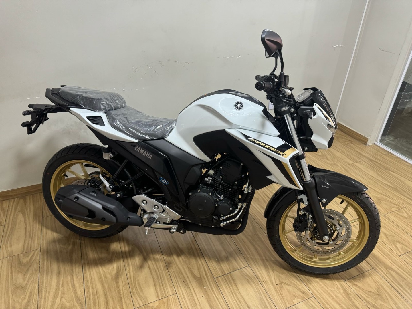 YAMAHA FZ25 FAZER ABS