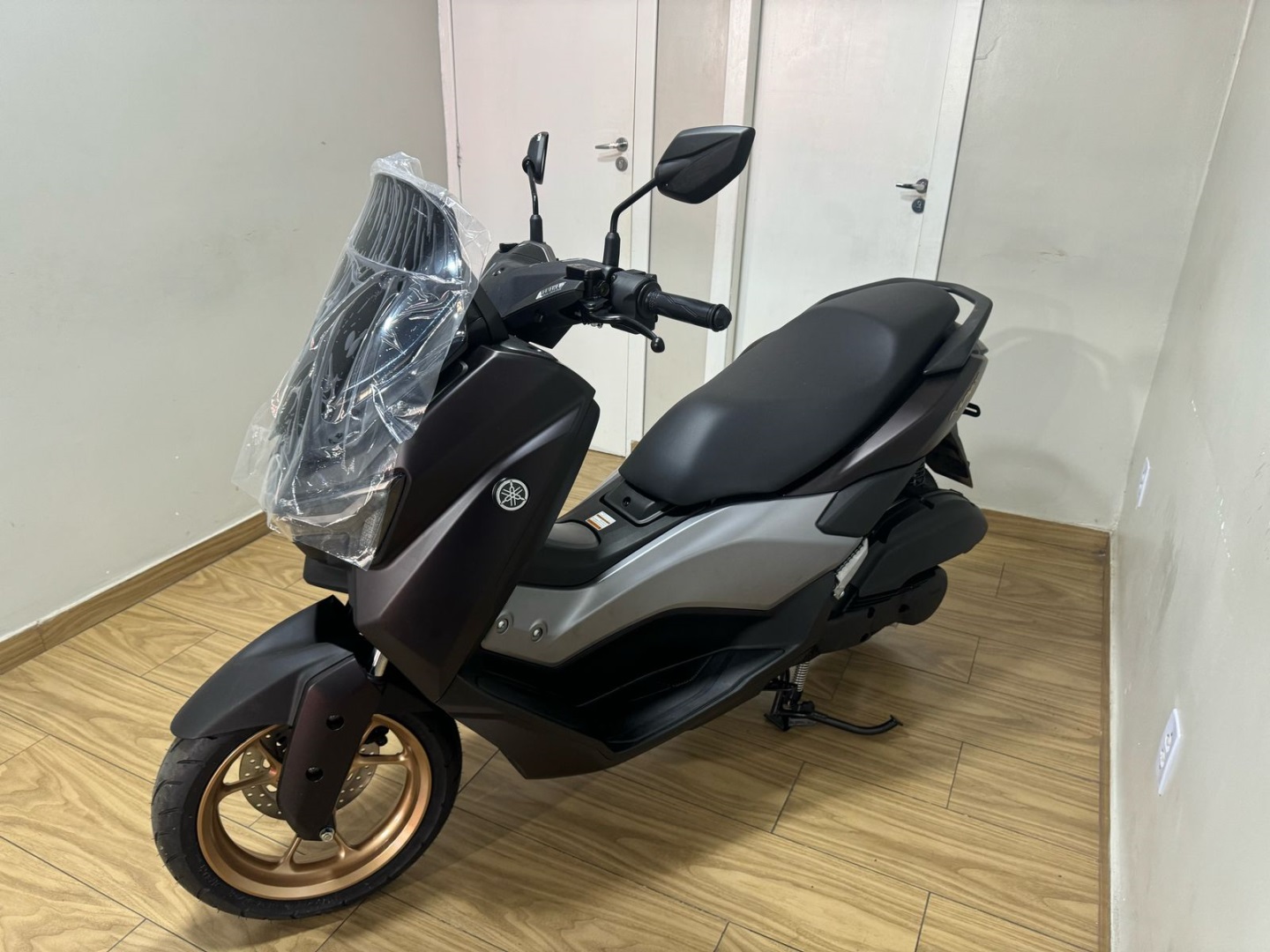 YAMAHA NMAX 160