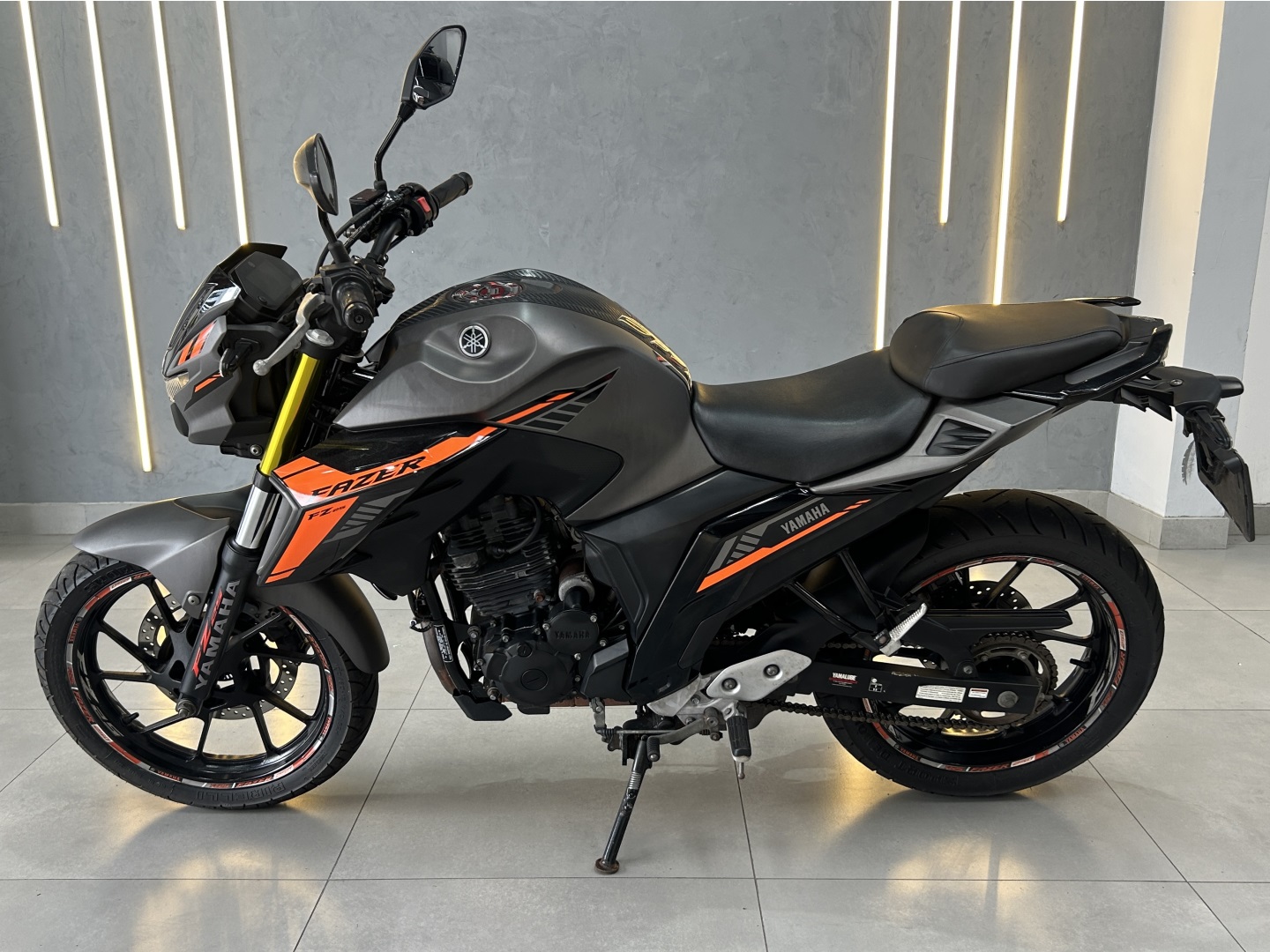 YAMAHA FZ25 FAZER ABS