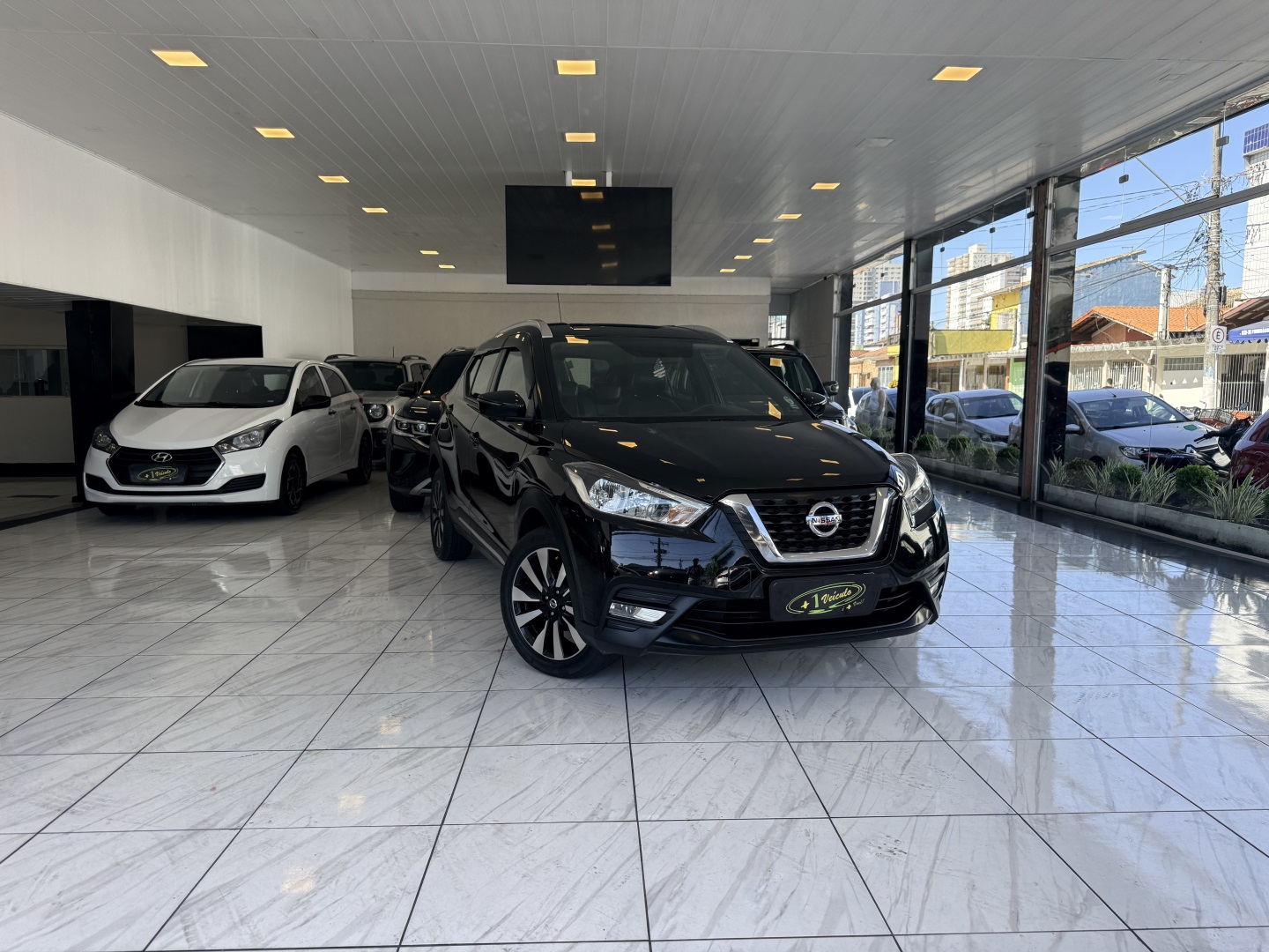 Nissan Kicks 1.6 16v Flexstart SL 4p Xtronic